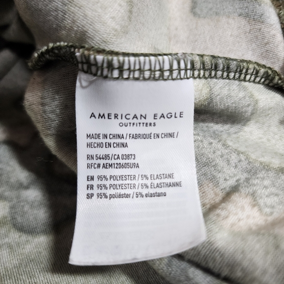 AEO Ultra Soft Velour Camo Hooded Pullover Size XL - Picture 7 of 9